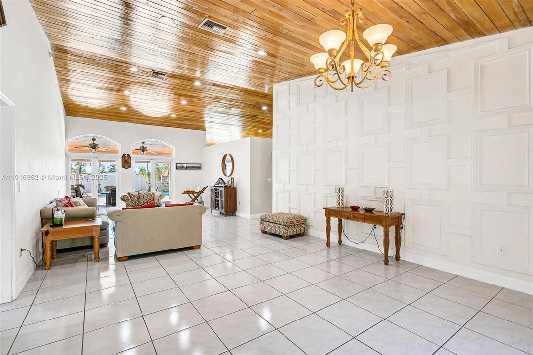 На продажу: $1,550,000 (4 спален, 3 ванн, 3748 Квадратных фут)