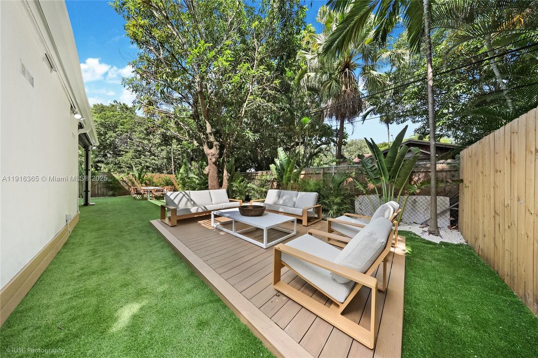 For Rent: $15,000 (4 beds, 3 baths, 3486 Square Feet)