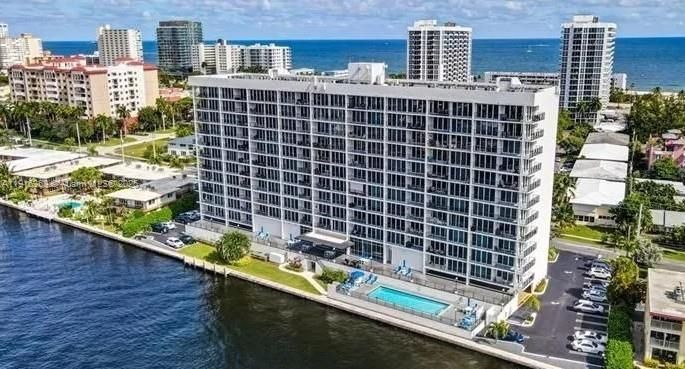 En Venta: $549,000 (2 camas, 2 baños, 1200 Pies cuadrados)