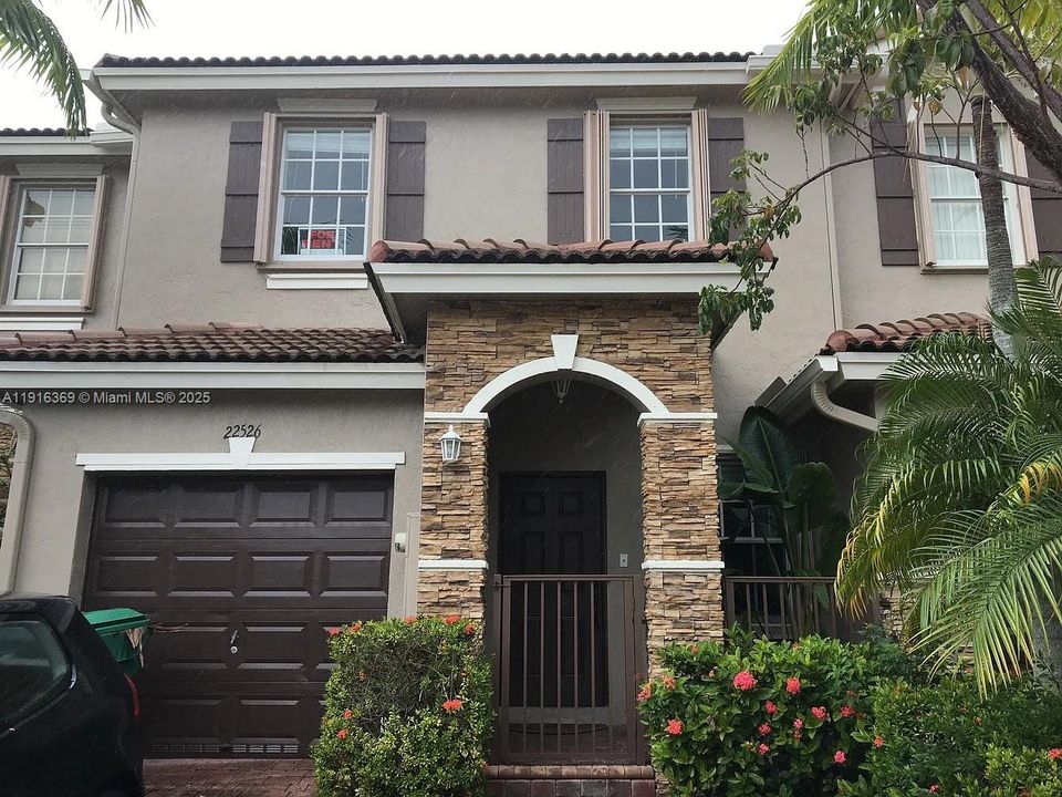 待售: $420,000 (3 贝兹, 2 浴室, 1526 平方英尺)