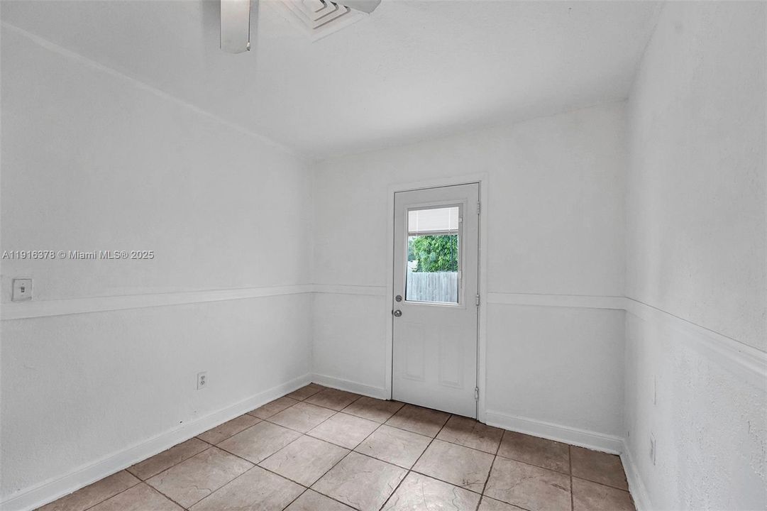 For Sale: $660,000 (3 beds, 2 baths, 1356 Square Feet)