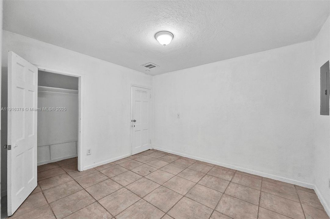 For Sale: $660,000 (3 beds, 2 baths, 1356 Square Feet)