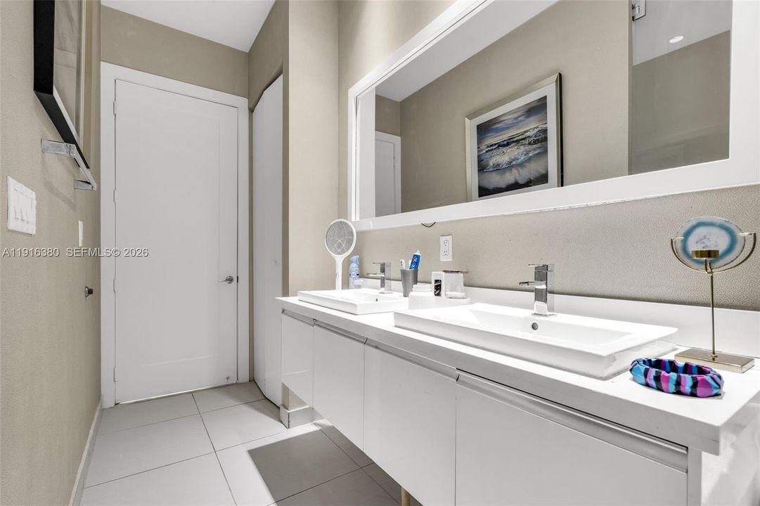 For Sale: $598,000 (3 beds, 2 baths, 1351 Square Feet)