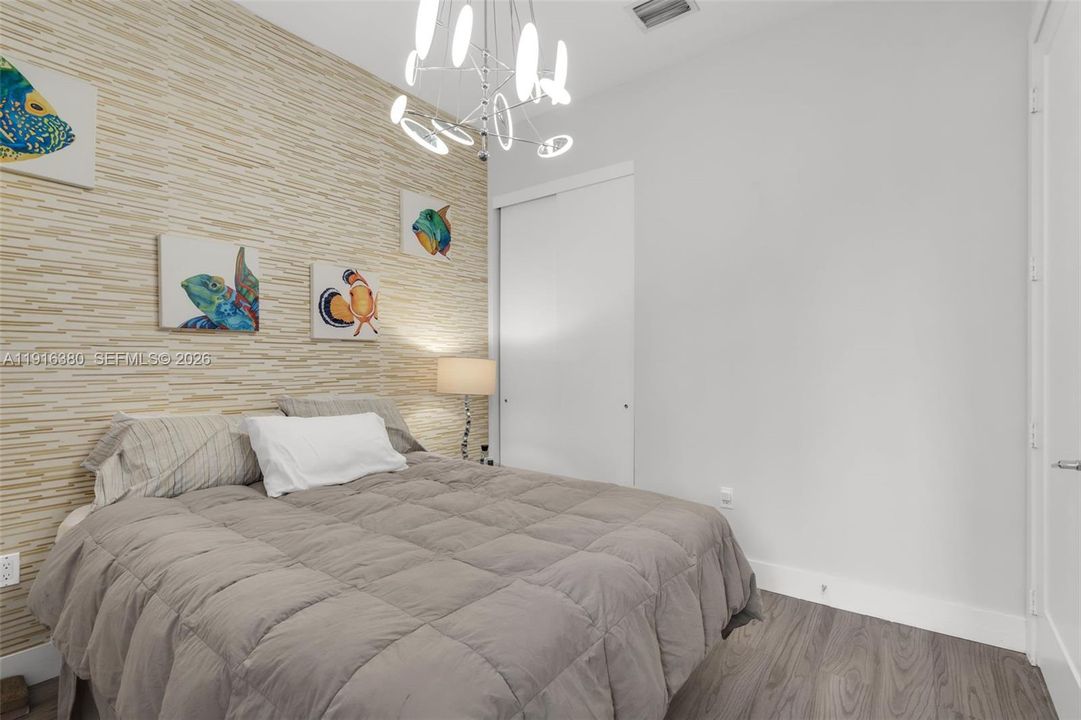 For Sale: $598,000 (3 beds, 2 baths, 1351 Square Feet)