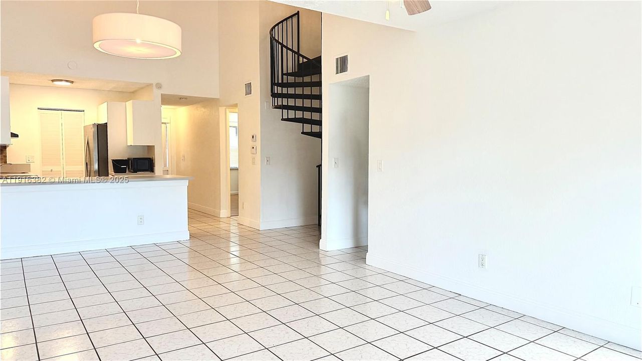 Active With Contract: $2,650 (3 beds, 2 baths, 1300 Square Feet)