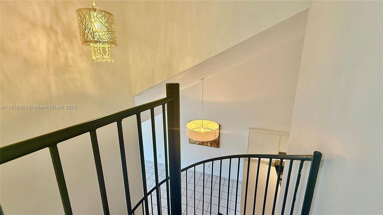 Active With Contract: $2,650 (3 beds, 2 baths, 1300 Square Feet)