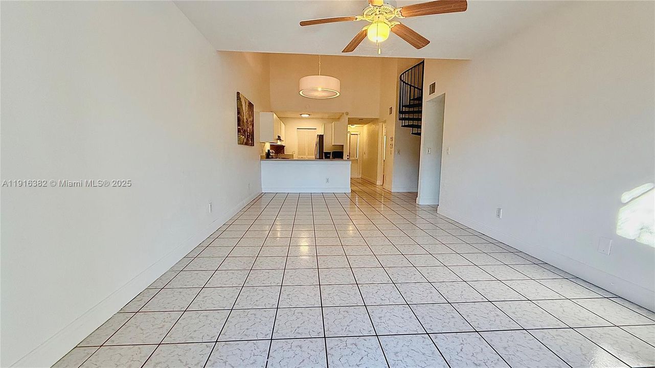 Active With Contract: $2,650 (3 beds, 2 baths, 1300 Square Feet)