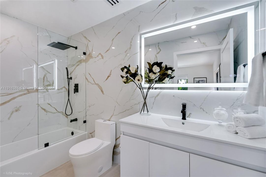 For Rent: $15,000 (4 beds, 4 baths, 1994 Square Feet)