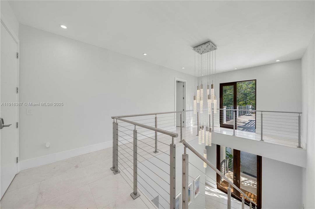 For Sale: $5,500,000 (5 beds, 5 baths, 4101 Square Feet)