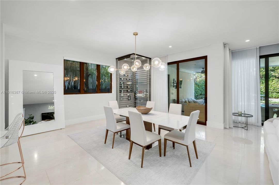 For Sale: $5,500,000 (5 beds, 5 baths, 4101 Square Feet)