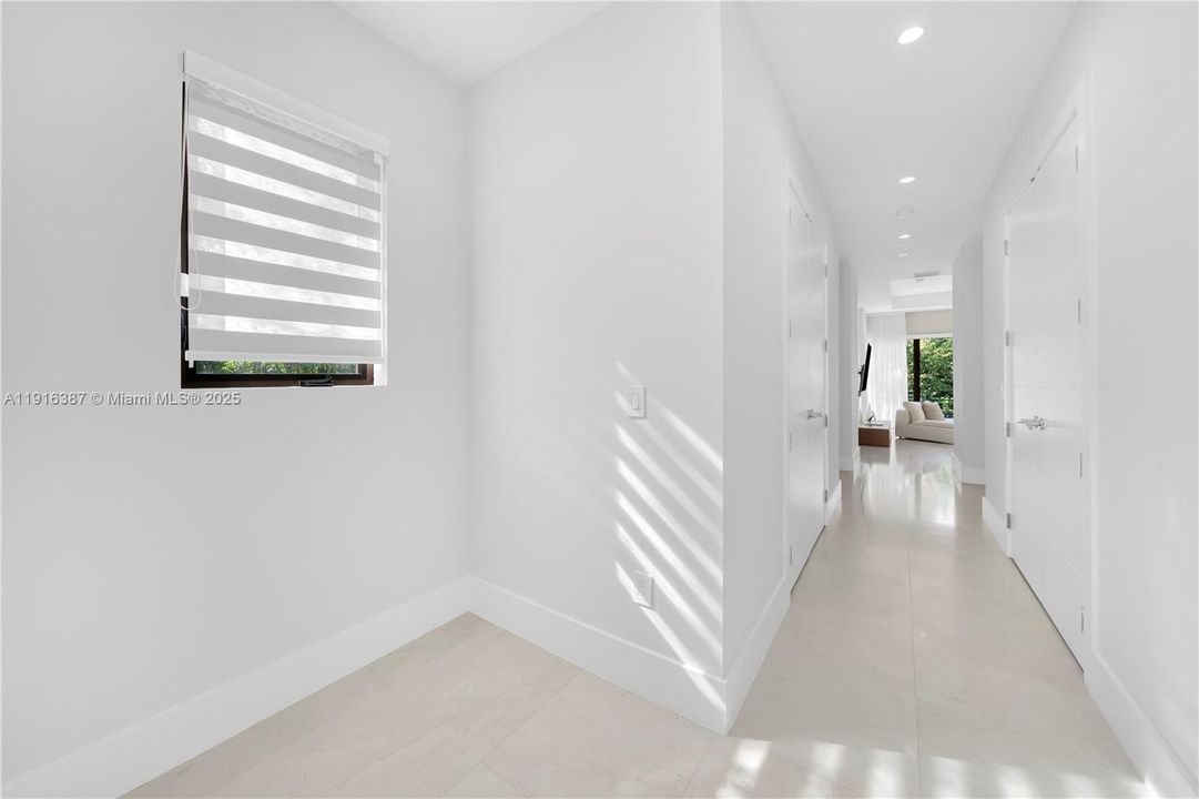 For Sale: $5,500,000 (5 beds, 5 baths, 4101 Square Feet)