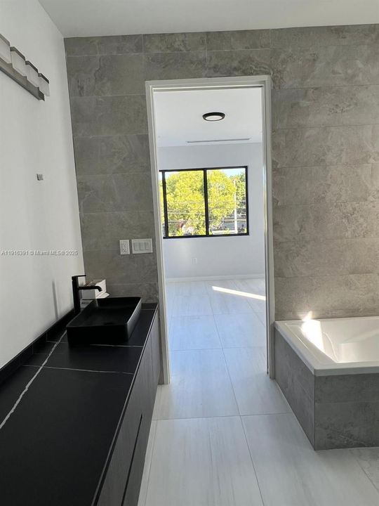 For Sale: $1,599,990 (4 beds, 3 baths, 2400 Square Feet)