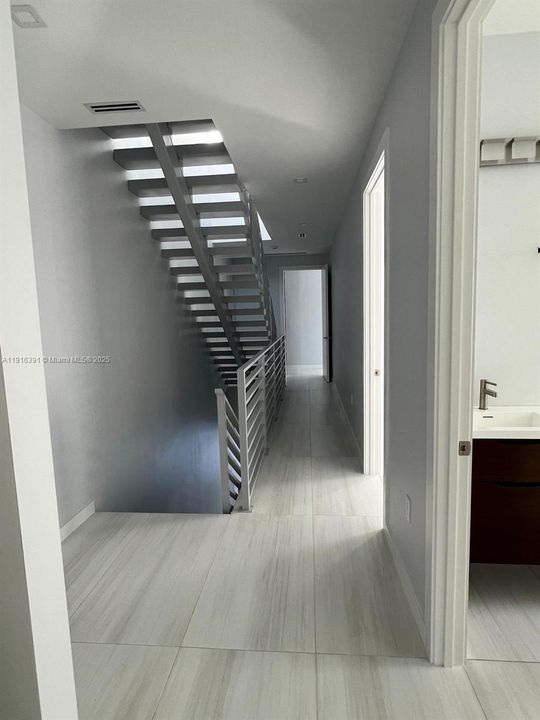 For Sale: $1,599,990 (4 beds, 3 baths, 2400 Square Feet)