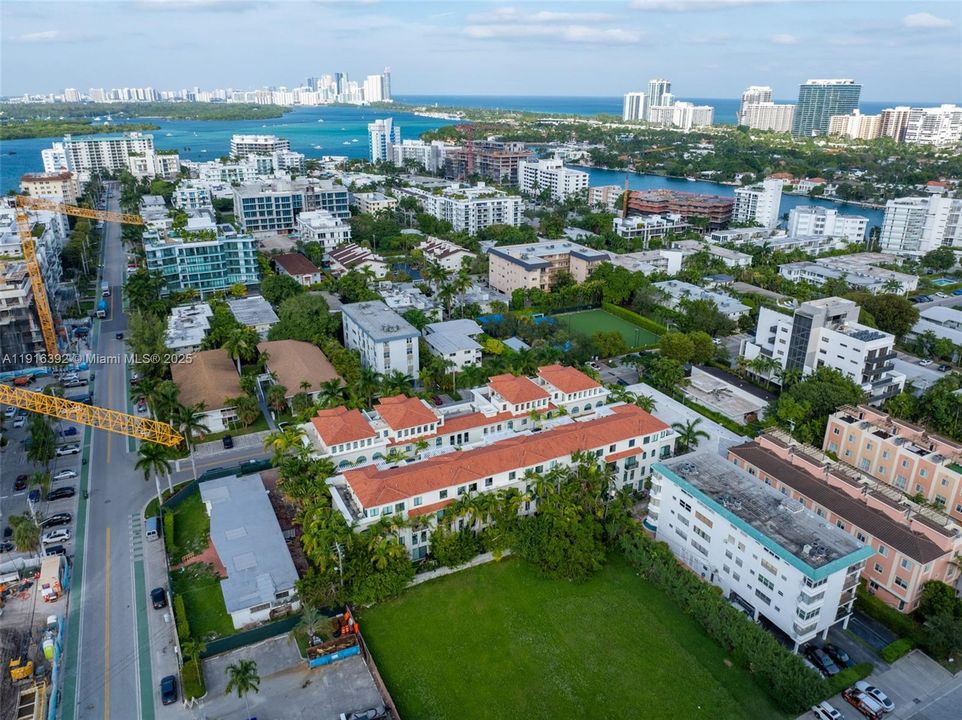 For Sale: $1,500,000 (5 beds, 3 baths, 2649 Square Feet)