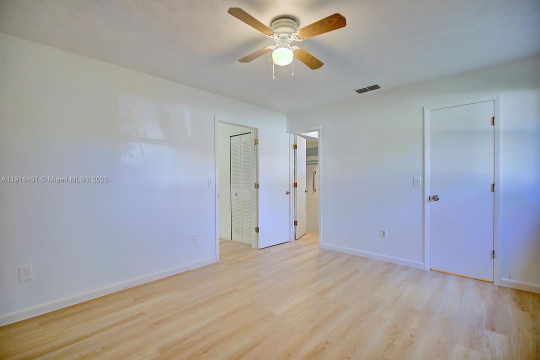 For Rent: $1,850 (3 beds, 2 baths, 1411 Square Feet)