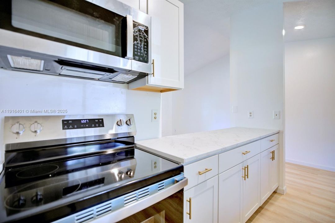 For Rent: $1,850 (3 beds, 2 baths, 1411 Square Feet)