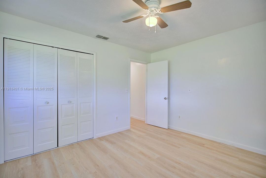 For Rent: $1,850 (3 beds, 2 baths, 1411 Square Feet)