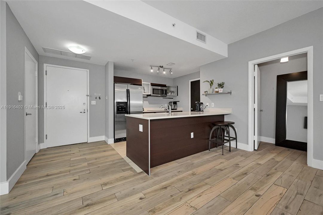 En Renta: $3,100 (1 camas, 1 baños, 799 Pies cuadrados)