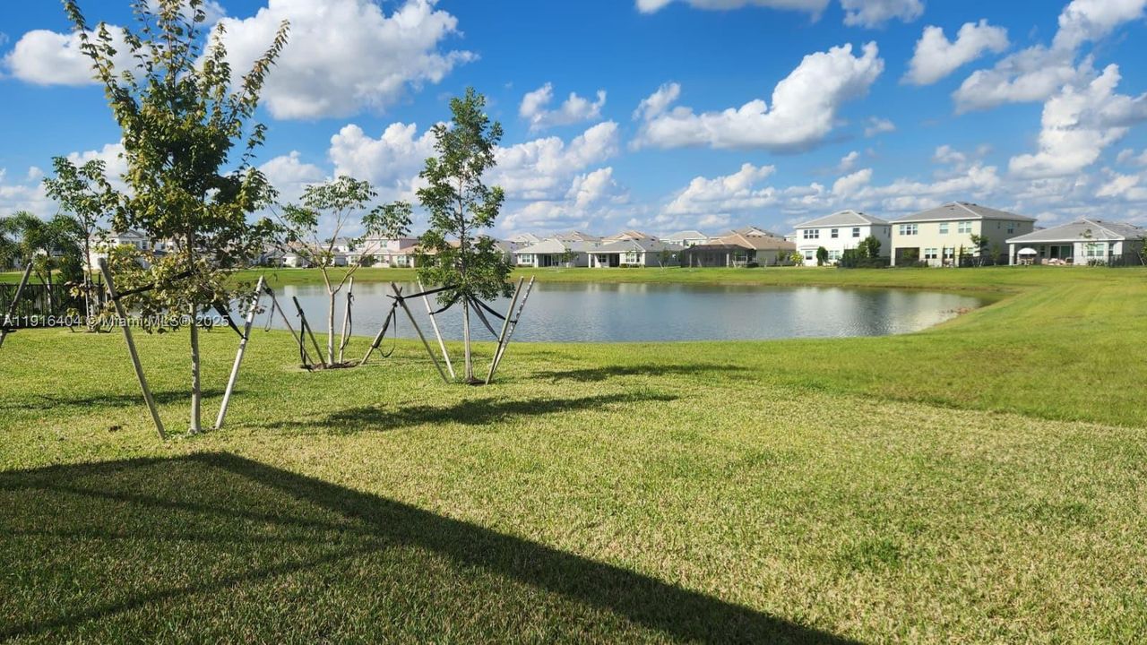 For Sale: $650,000 (3 beds, 2 baths, 1671 Square Feet)