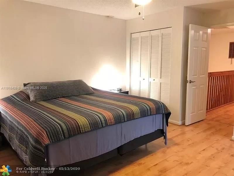 出租: $2,295 (2 贝兹, 1 浴室, 1150 平方英尺)