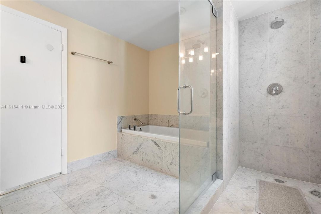 En Venta: $590,000 (2 camas, 2 baños, 1058 Pies cuadrados)