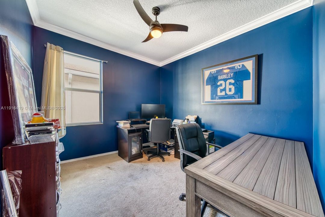 For Sale: $699,999 (4 beds, 3 baths, 2179 Square Feet)