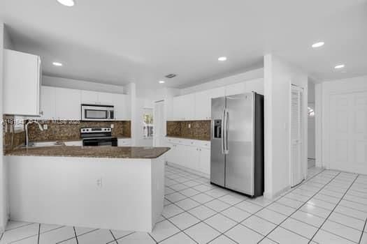 В аренду: $4,700 (4 спален, 3 ванн, 2378 Квадратных фут)