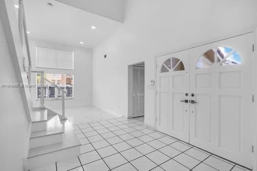 В аренду: $4,700 (4 спален, 3 ванн, 2378 Квадратных фут)