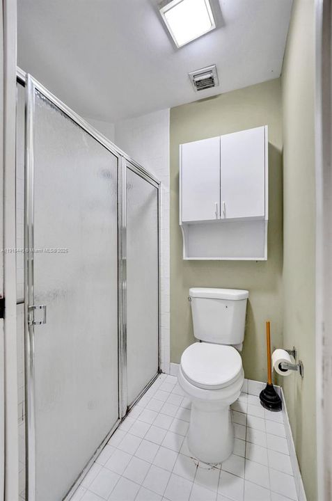 Active With Contract: $550,000 (3 beds, 2 baths, 1884 Square Feet)