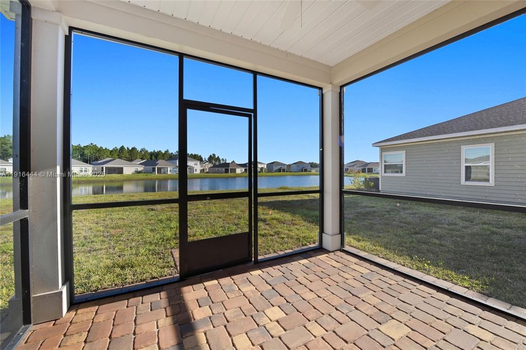 待售: $380,000 (4 贝兹, 2 浴室, 0 平方英尺)