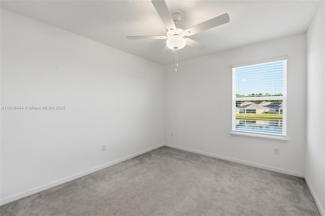 待售: $380,000 (4 贝兹, 2 浴室, 0 平方英尺)