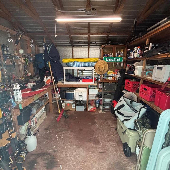 For Rent: $3,800 (2 beds, 2 baths, 1200 Square Feet)