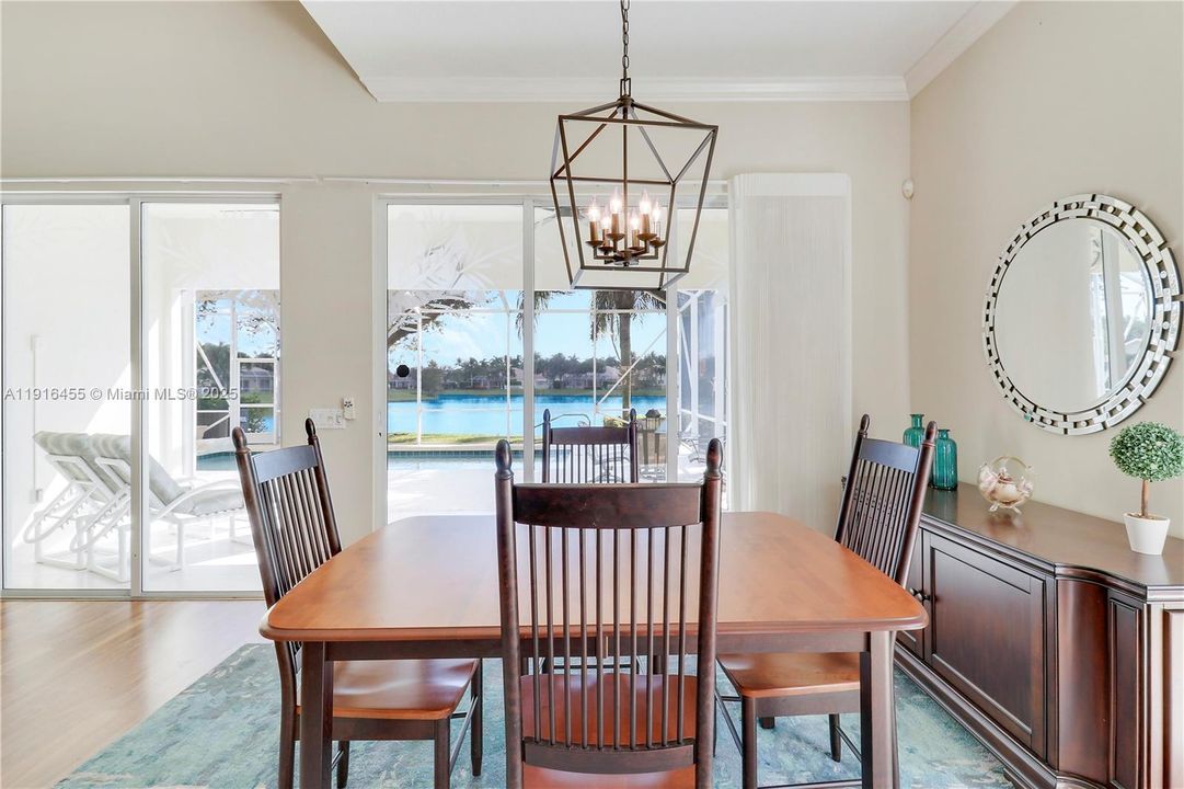 待售: $949,000 (3 贝兹, 2 浴室, 2028 平方英尺)