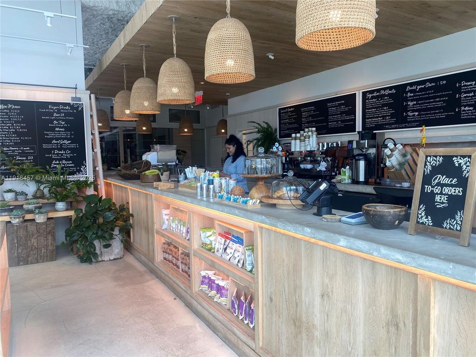 Poolside cafe on site