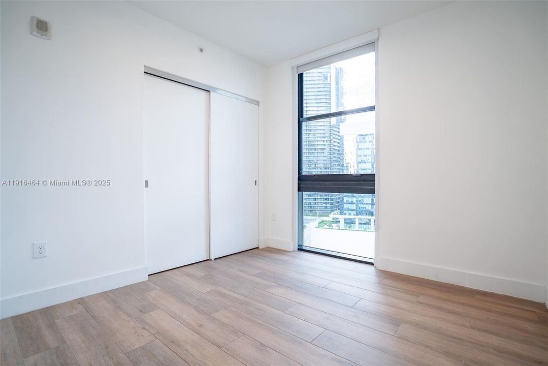 出租: $9,000 (3 贝兹, 3 浴室, 1753 平方英尺)