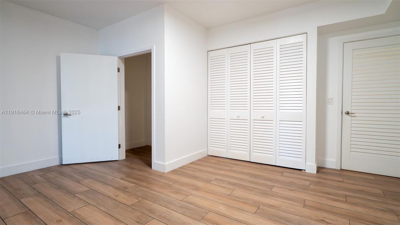 出租: $9,000 (3 贝兹, 3 浴室, 1753 平方英尺)