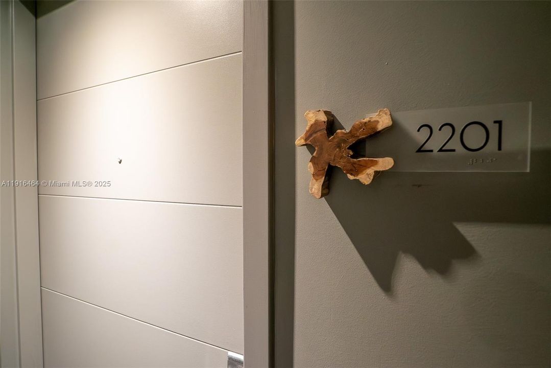 出租: $9,000 (3 贝兹, 3 浴室, 1753 平方英尺)