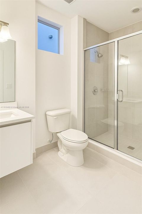 For Rent: $8,500 (5 beds, 4 baths, 3150 Square Feet)