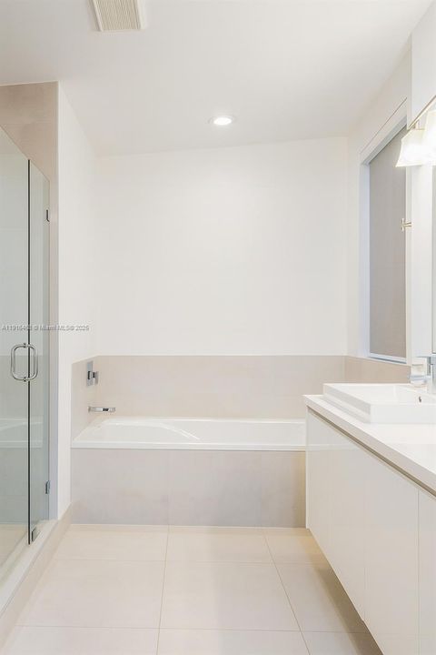 For Rent: $8,500 (5 beds, 4 baths, 3150 Square Feet)