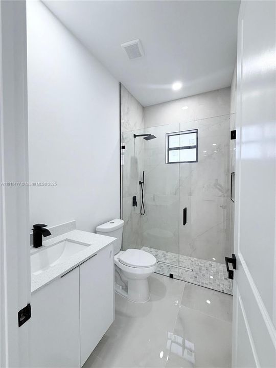 待售: $398,000 (3 贝兹, 2 浴室, 1747 平方英尺)