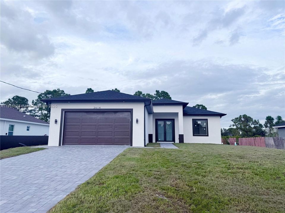 待售: $398,000 (3 贝兹, 2 浴室, 1747 平方英尺)