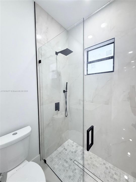 待售: $398,000 (3 贝兹, 2 浴室, 1747 平方英尺)