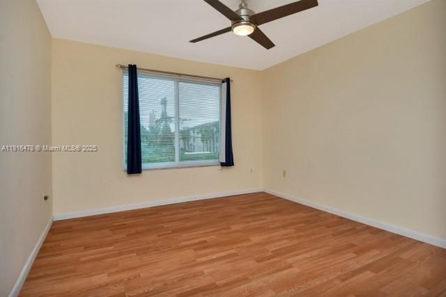 Под контрактом: $1,750 (1 спален, 1 ванн, 793 Квадратных фут)