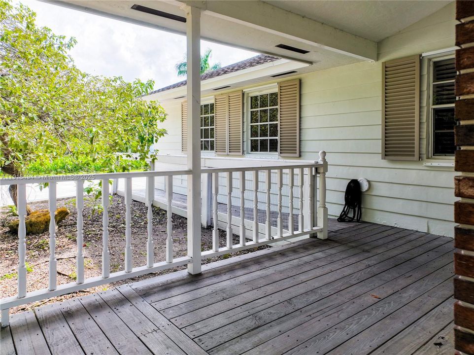 待售: $1,500,000 (7 贝兹, 4 浴室, 3294 平方英尺)