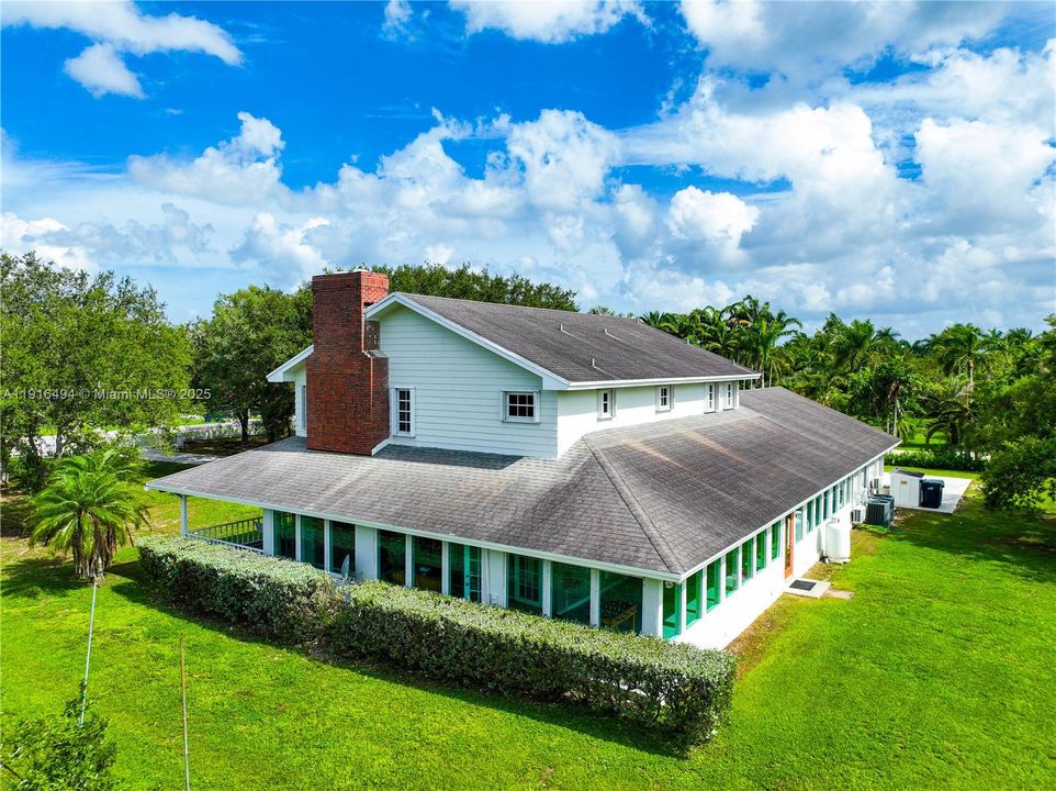 待售: $1,500,000 (7 贝兹, 4 浴室, 3294 平方英尺)