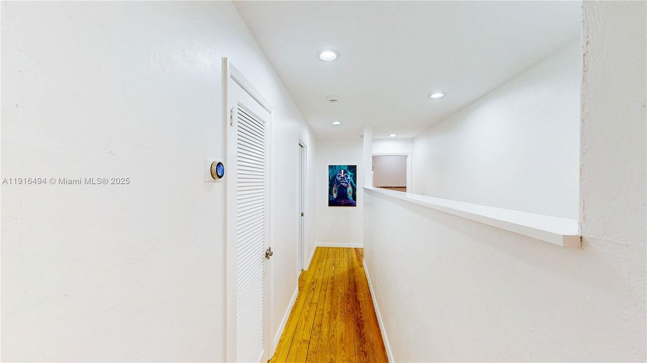 待售: $1,500,000 (7 贝兹, 4 浴室, 3294 平方英尺)