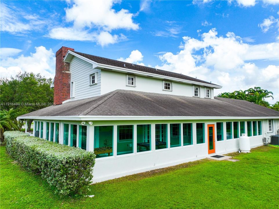 待售: $1,500,000 (7 贝兹, 4 浴室, 3294 平方英尺)