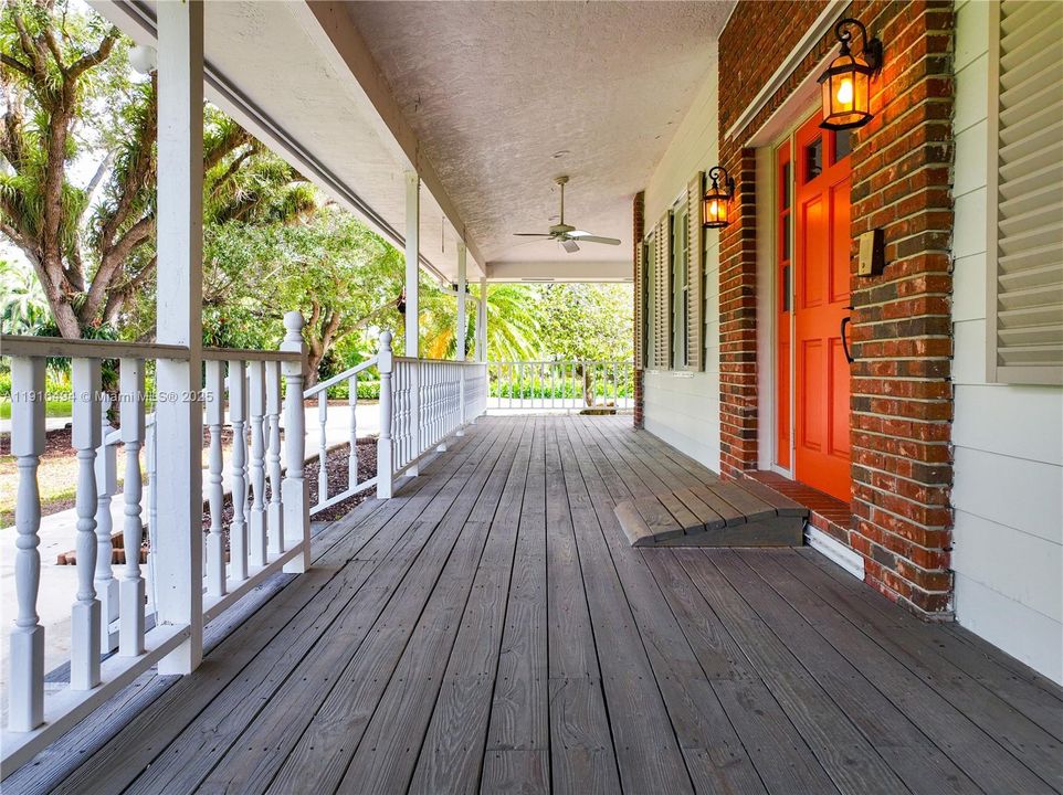 待售: $1,500,000 (7 贝兹, 4 浴室, 3294 平方英尺)