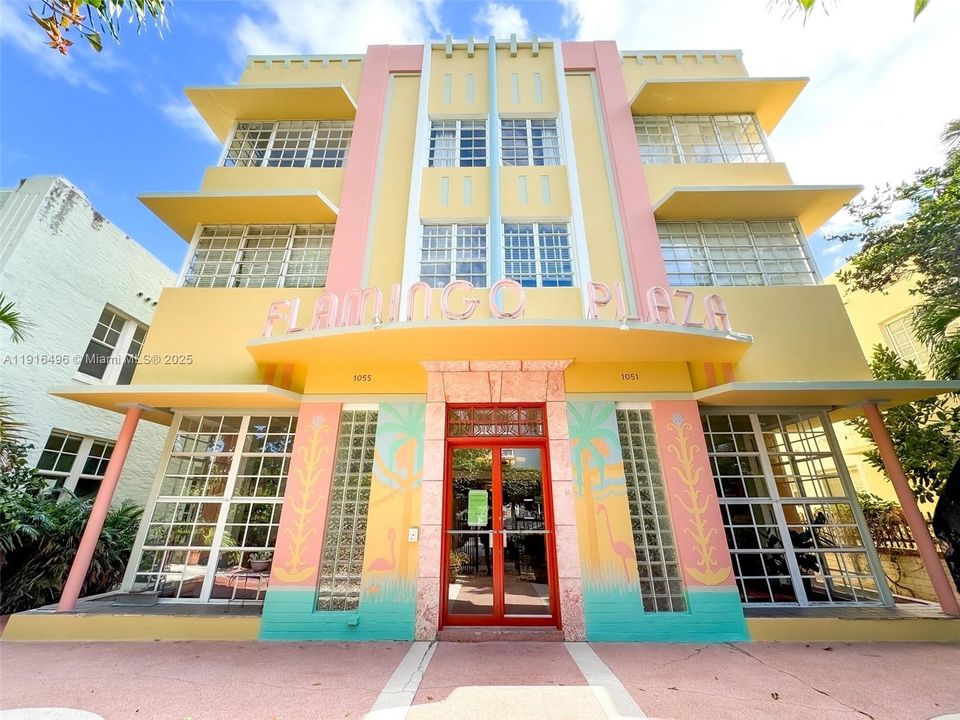 For Sale: $250,000 (1 beds, 1 baths, 540 Square Feet)