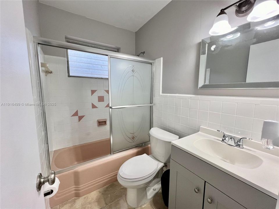 For Rent: $1,500 (1 beds, 1 baths, 0 Square Feet)
